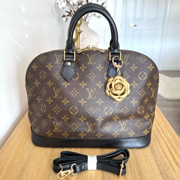 ✅AUTHENTIC✅LOUIS VUITTON ALMA PM - Picture 1 of 17